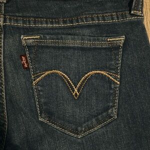 Women’s Levi’s Demi curve boot cut skinny low rise size 3/26